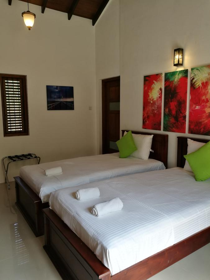 Villa A50 Negombo Esterno foto