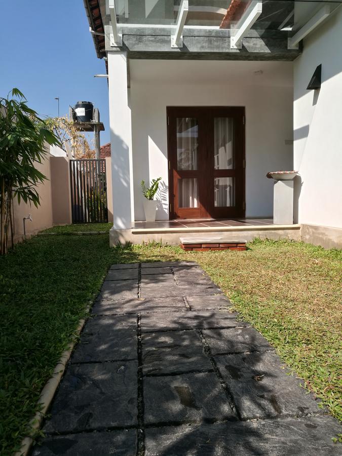 Villa A50 Negombo Esterno foto