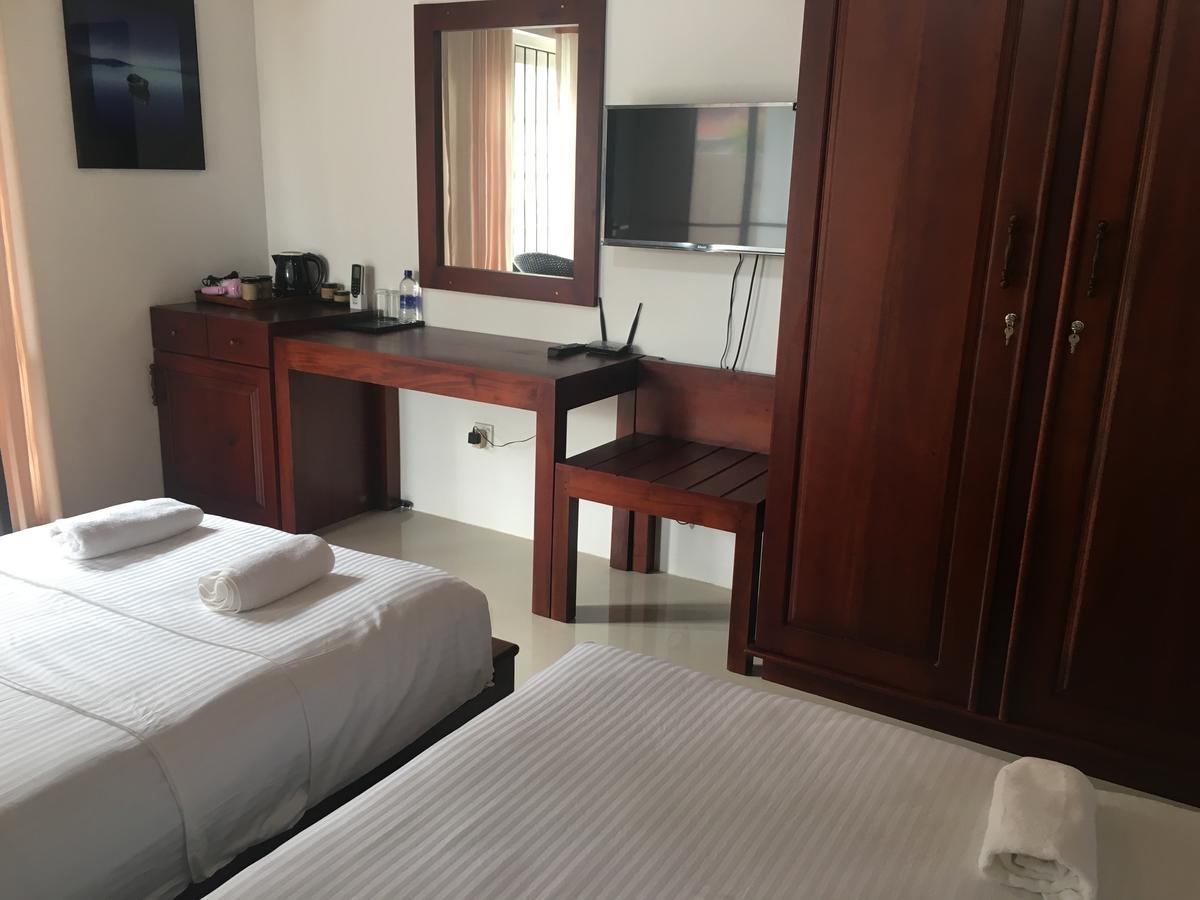 Villa A50 Negombo Esterno foto
