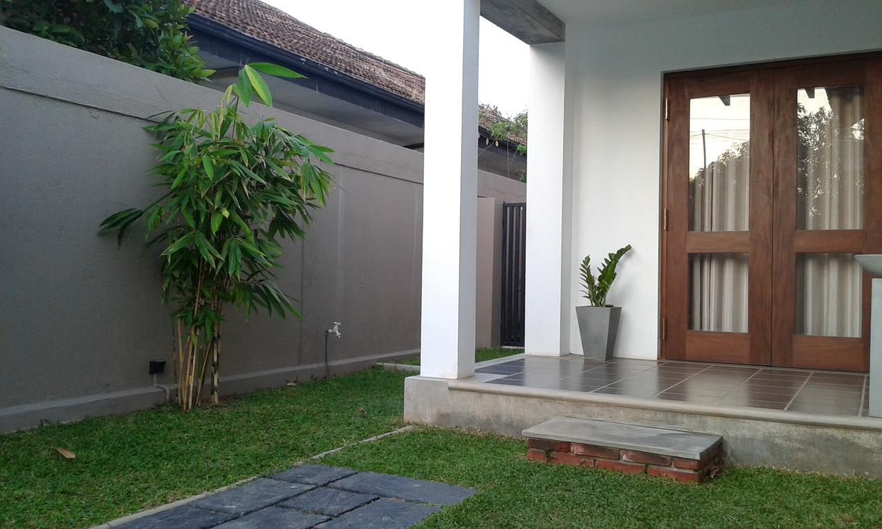 Villa A50 Negombo Esterno foto